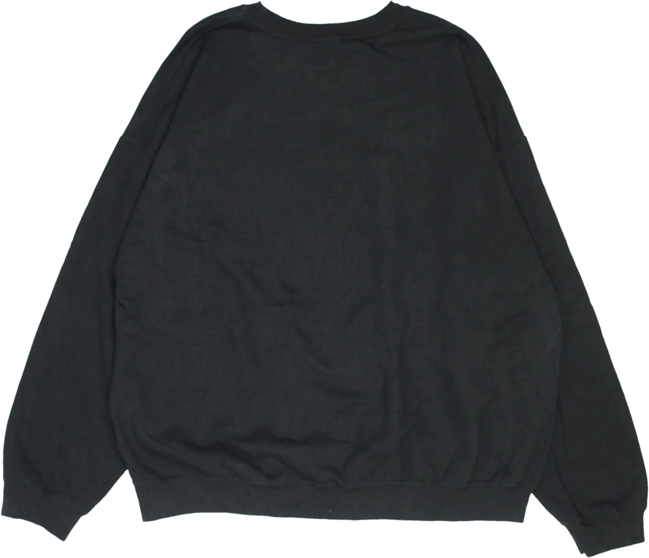 00s Black Sweater | ThriftTale