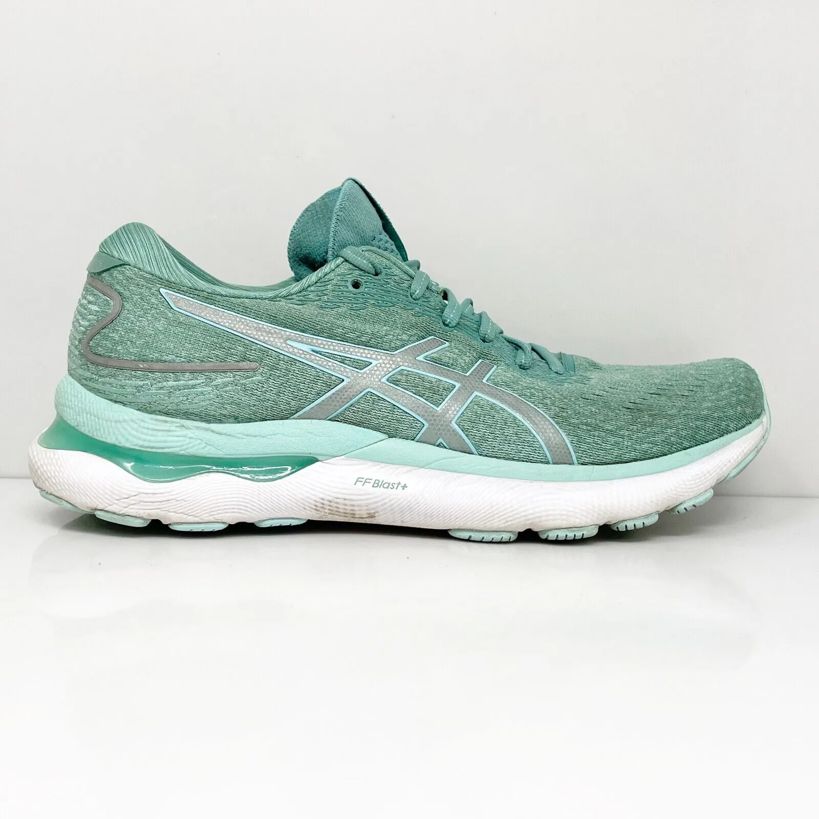 Asics Womens Gel Nimbus 24 1012B201 Green Running Shoes Sneakers Size 9.5