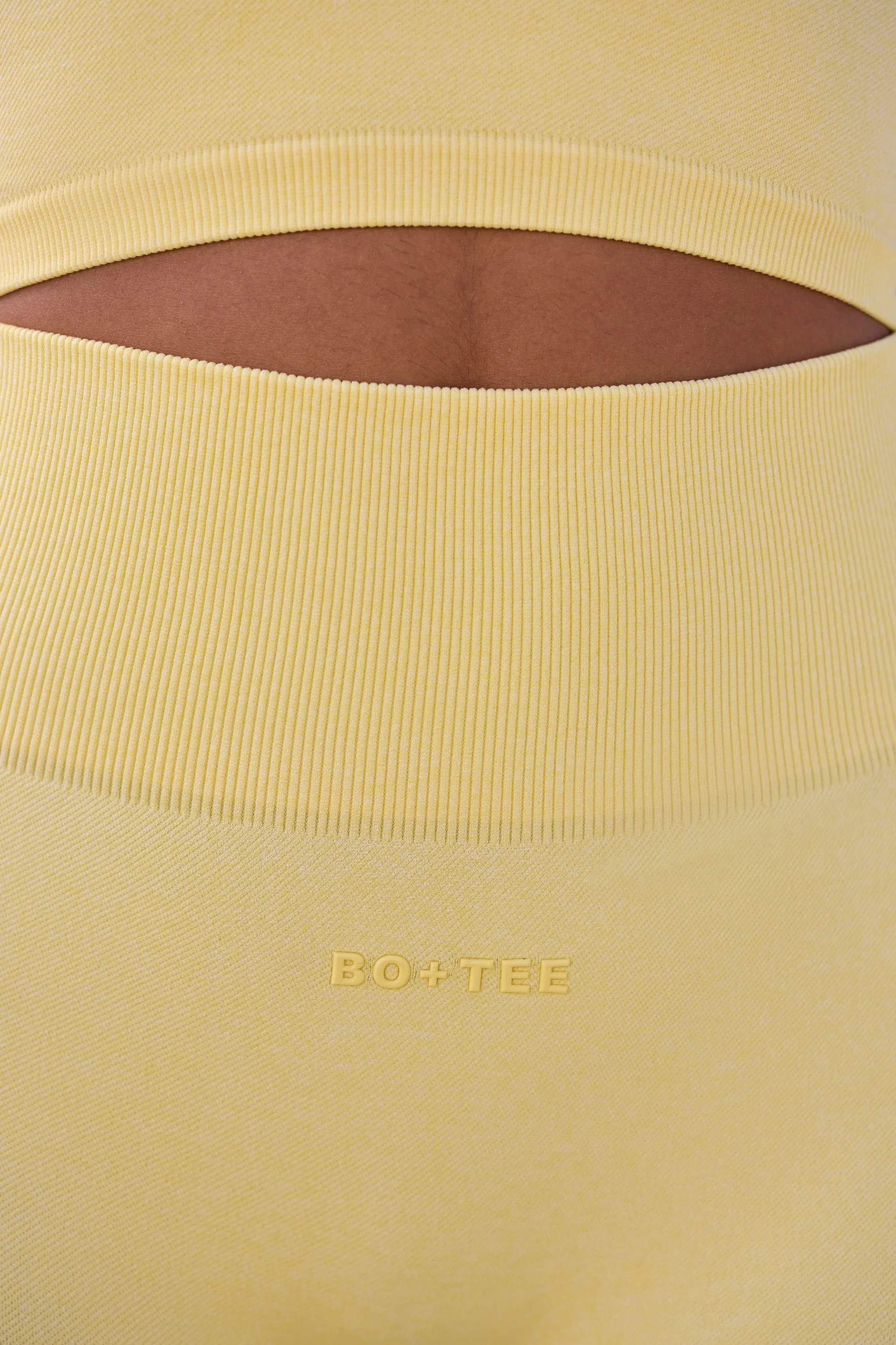 Petite Super Sculpt Seamless Leggings in Soft Yellow