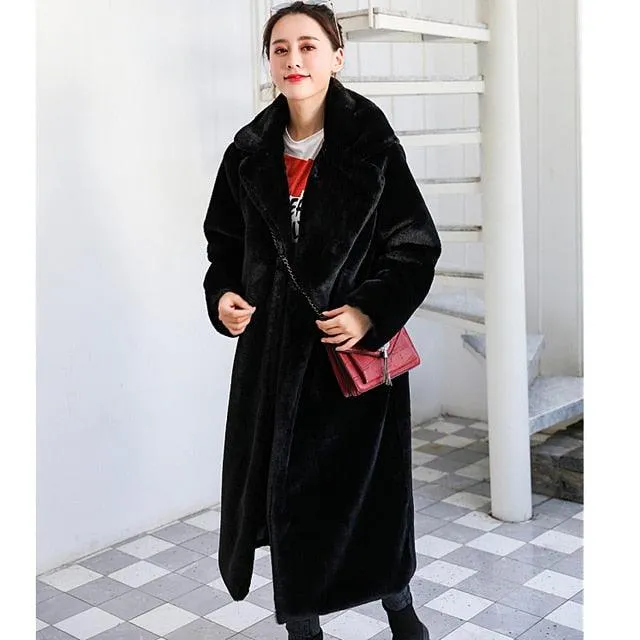 Plush Faux Rabbit Fur Coat with Loose Lapel