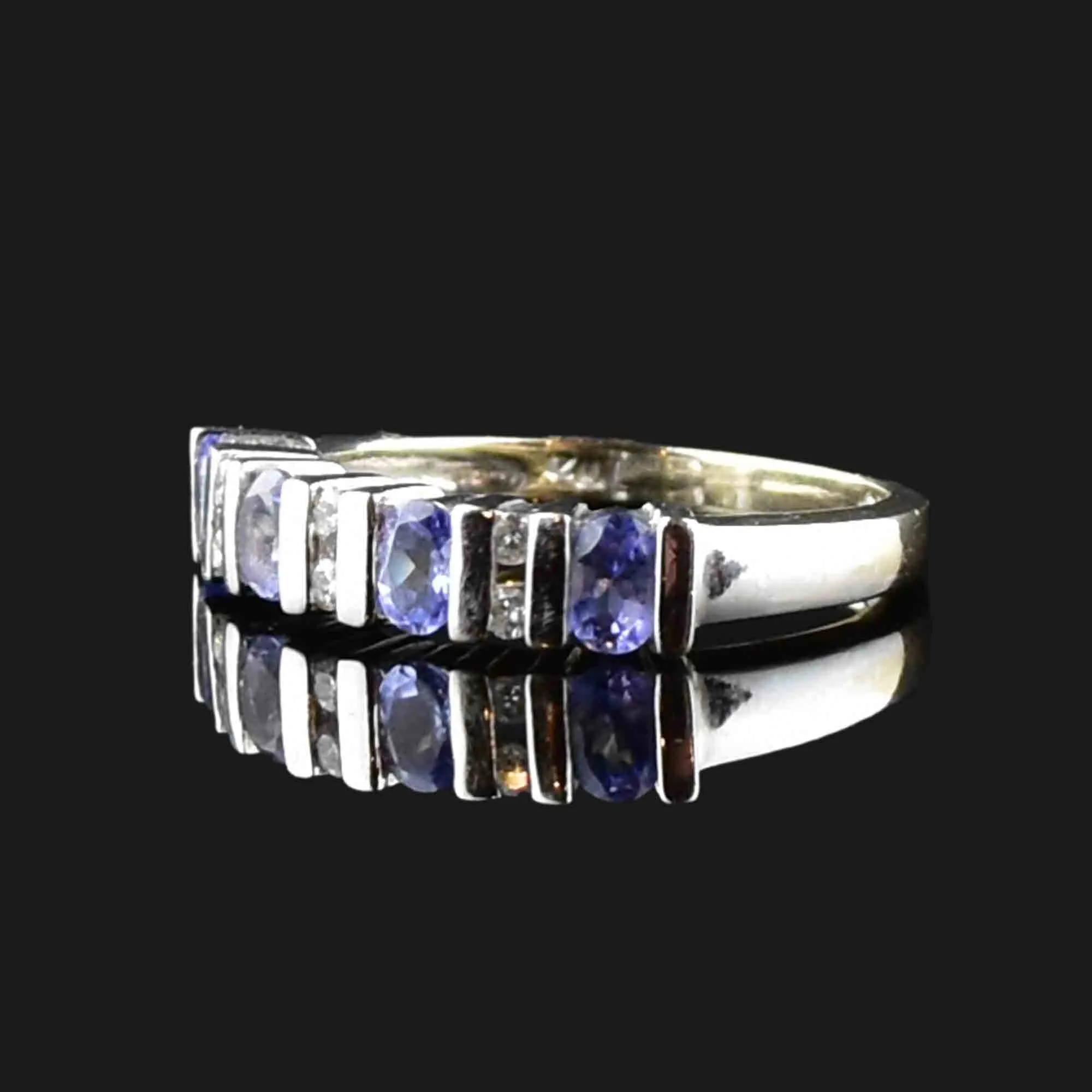 Vintage 14K White Gold Diamond Tanzanite Ring