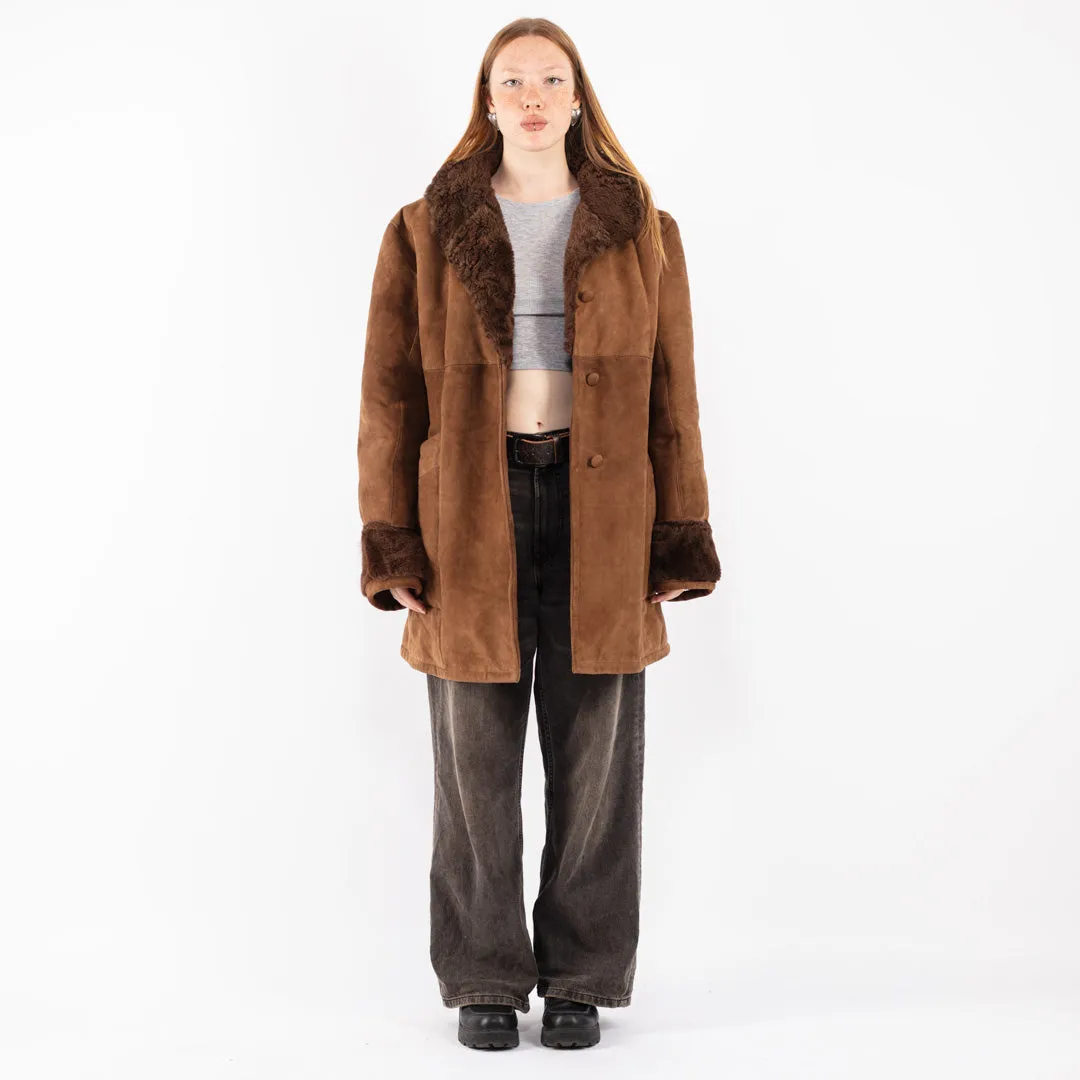 Vintage 70's Women Oversized Sheepskin Coat in Brown