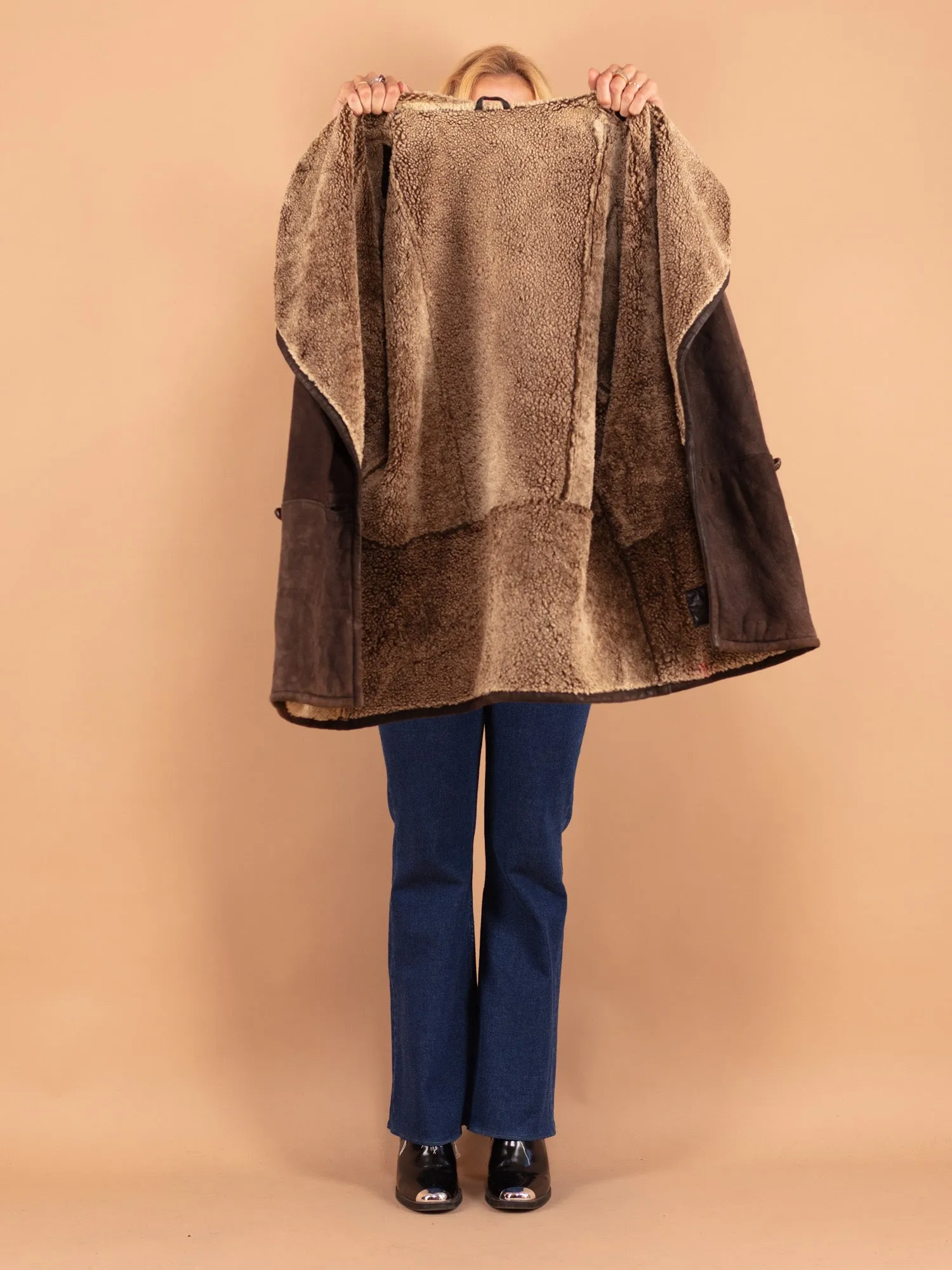 Vintage 80's Women Oversized Sheepskin Coat in Brown