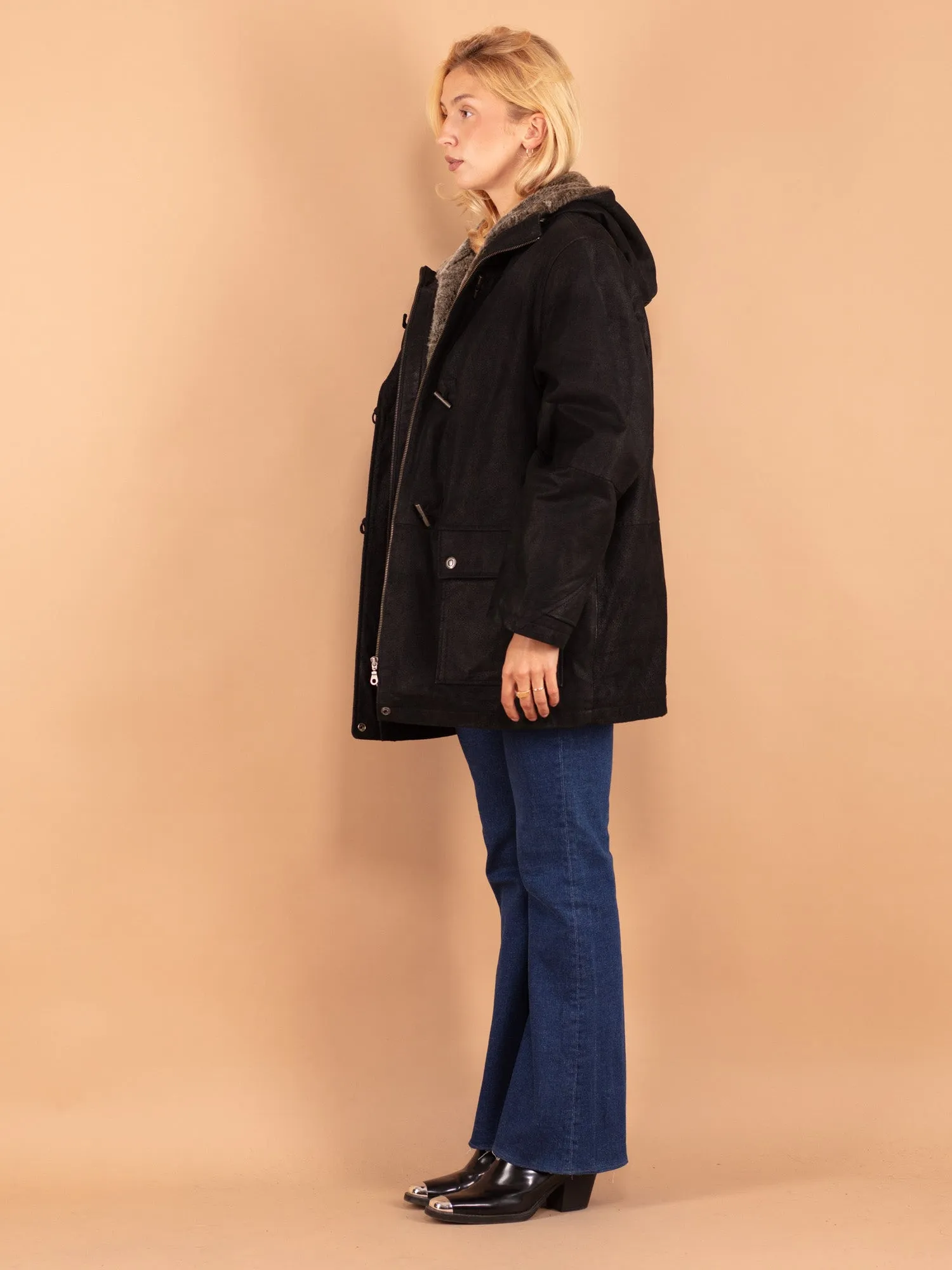 Vintage 90's Women Hooded Suede Sherpa Coat in Black