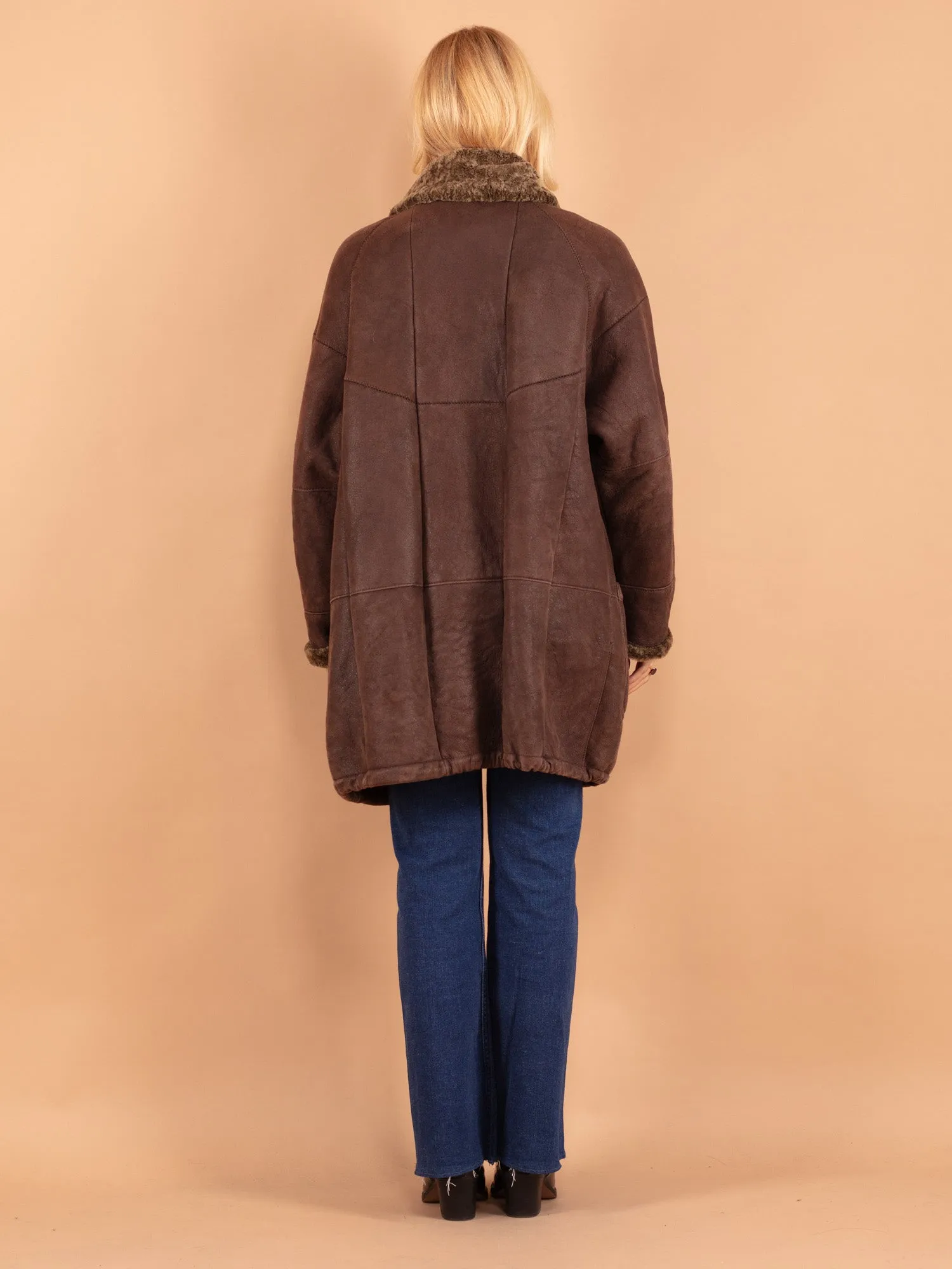 Vintage 90's Women Oversized Sheepskin Coat in Brown